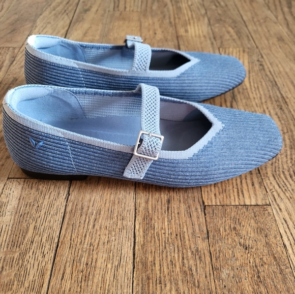 Vivaia Light Blue Mary Jane Flats Size: 37 (6.5 US size) - Picture 3 of 9